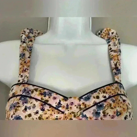 B.O.G Collection Floral Crop Top (404) - Picture 7 of 12